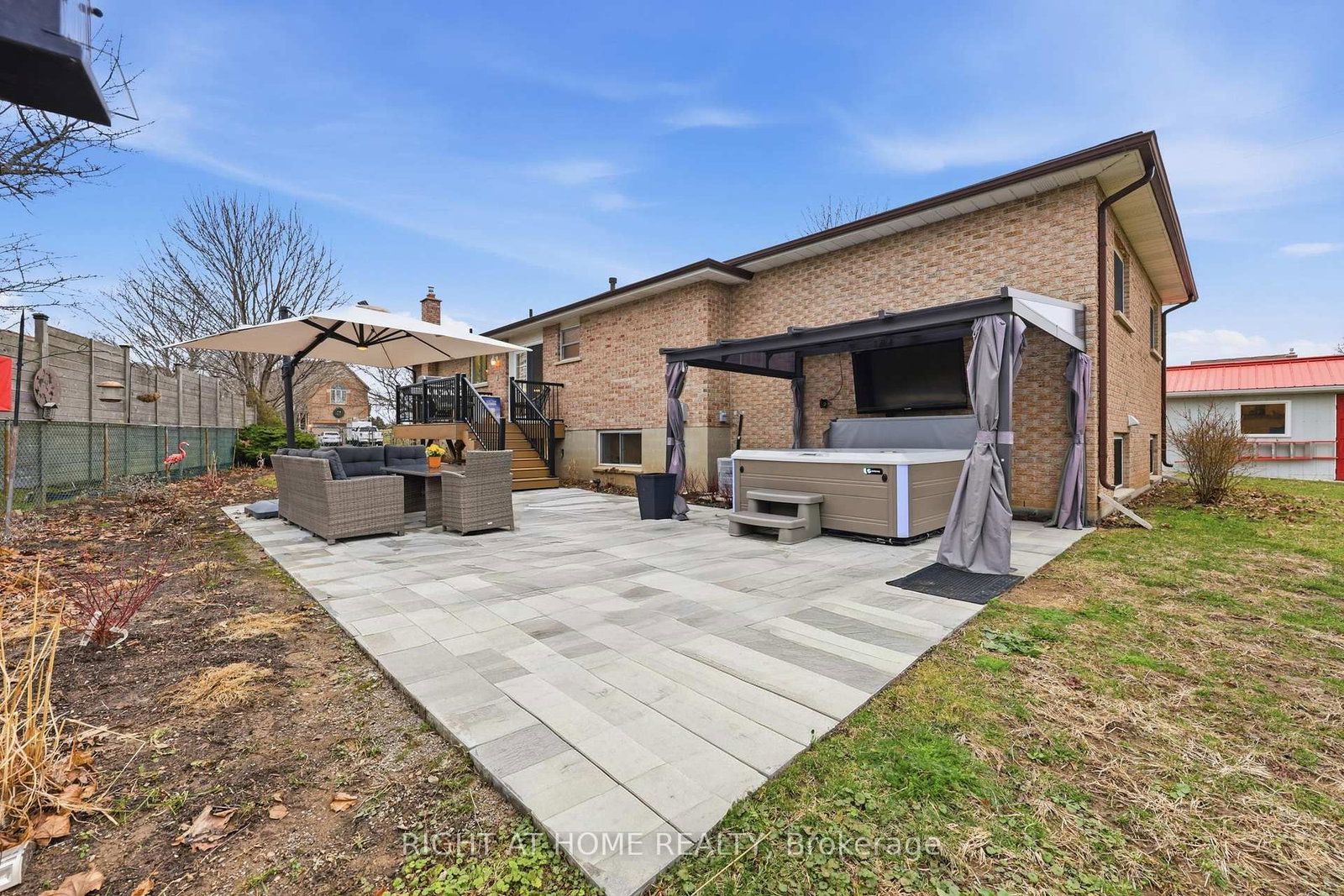 Detached House for sale at 50 Boulding Avenue, Hamilton, Ontario, L0R 2H3 - Waterdown - MLS: X12910464