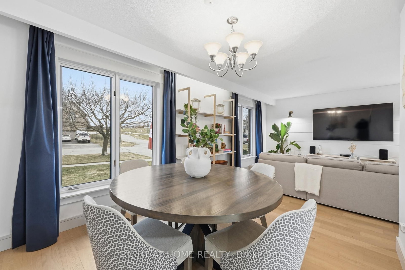 Detached House for sale at 50 Boulding Avenue, Hamilton, Ontario, L0R 2H3 - Waterdown - MLS: X12910464