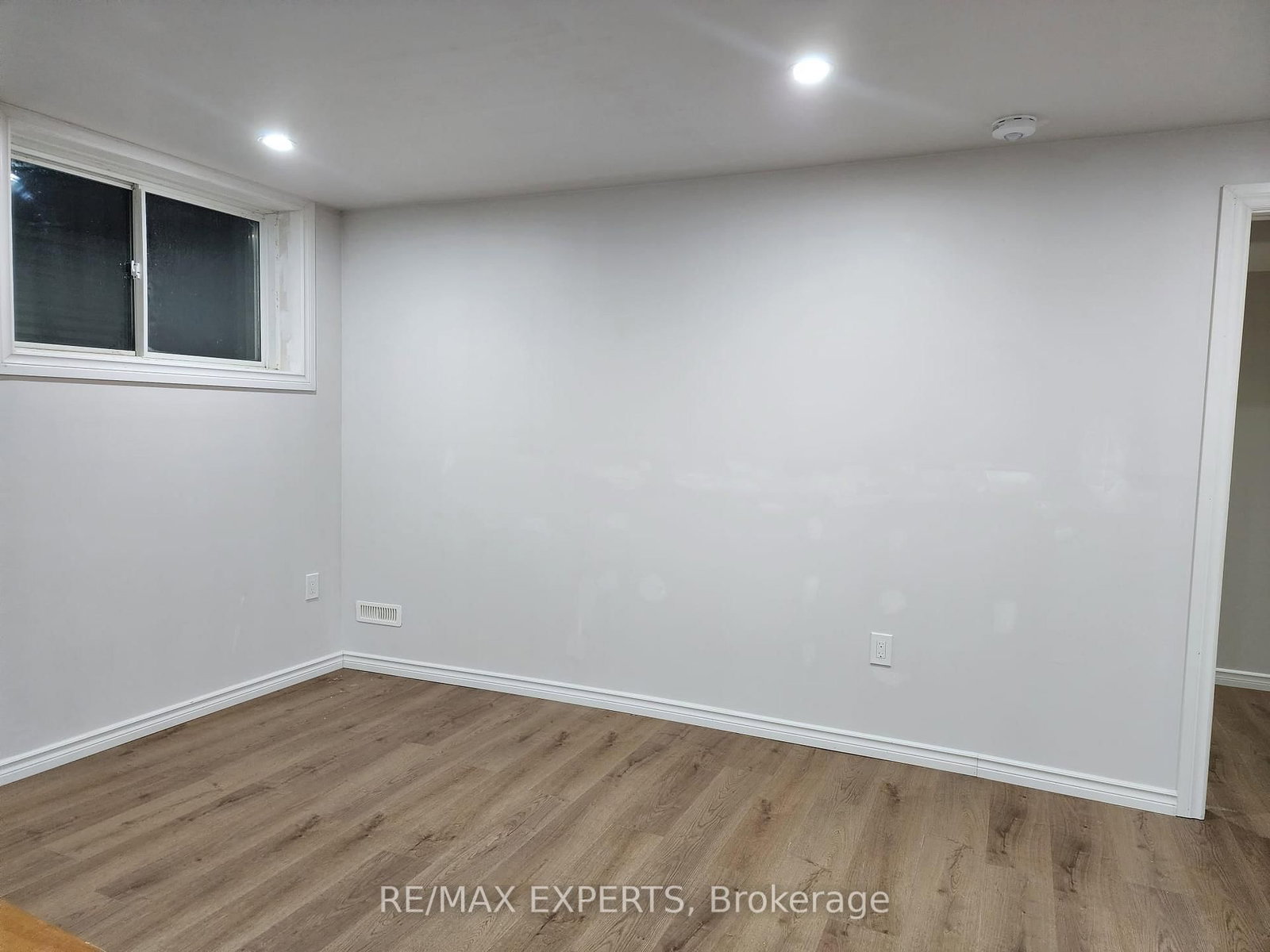 2421 Seven Oaks Ridge, Unit Bsmt - Photo 7