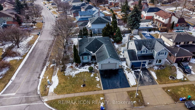 458 Winston Blvd, Cambridge, N3C 3Y5 | Image 2