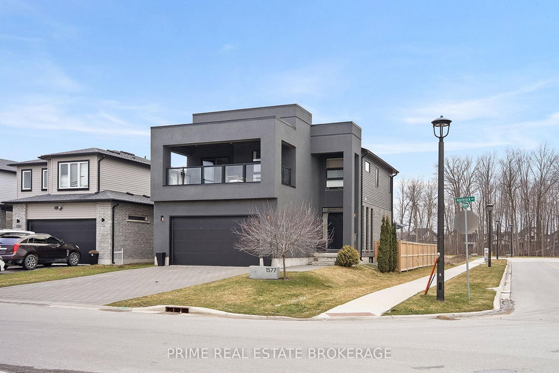 home for sale on 1577 Applerock Avenue
