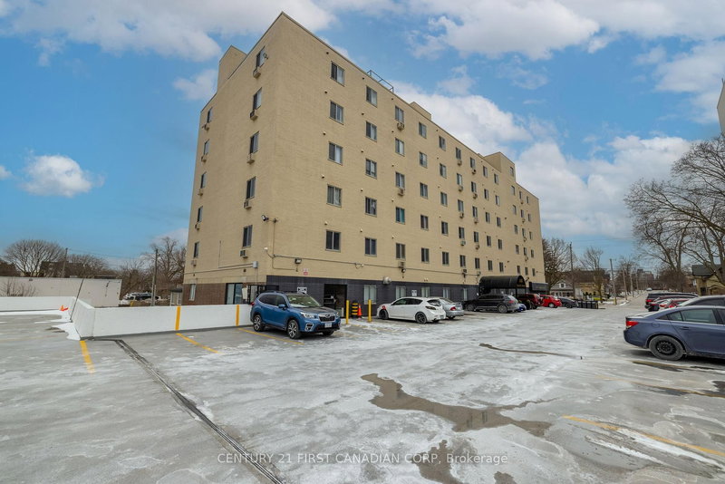 405 - 440 Central Ave, London East, N6B 2E5 | Image 3