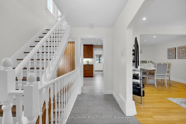 162 Loretta Avenue N