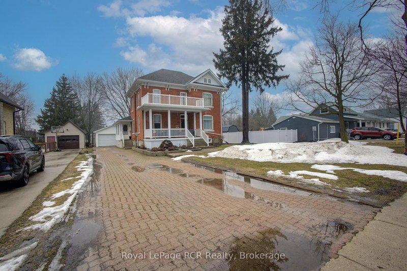 212 King St, North Perth, N0G 1B0 | Image 2