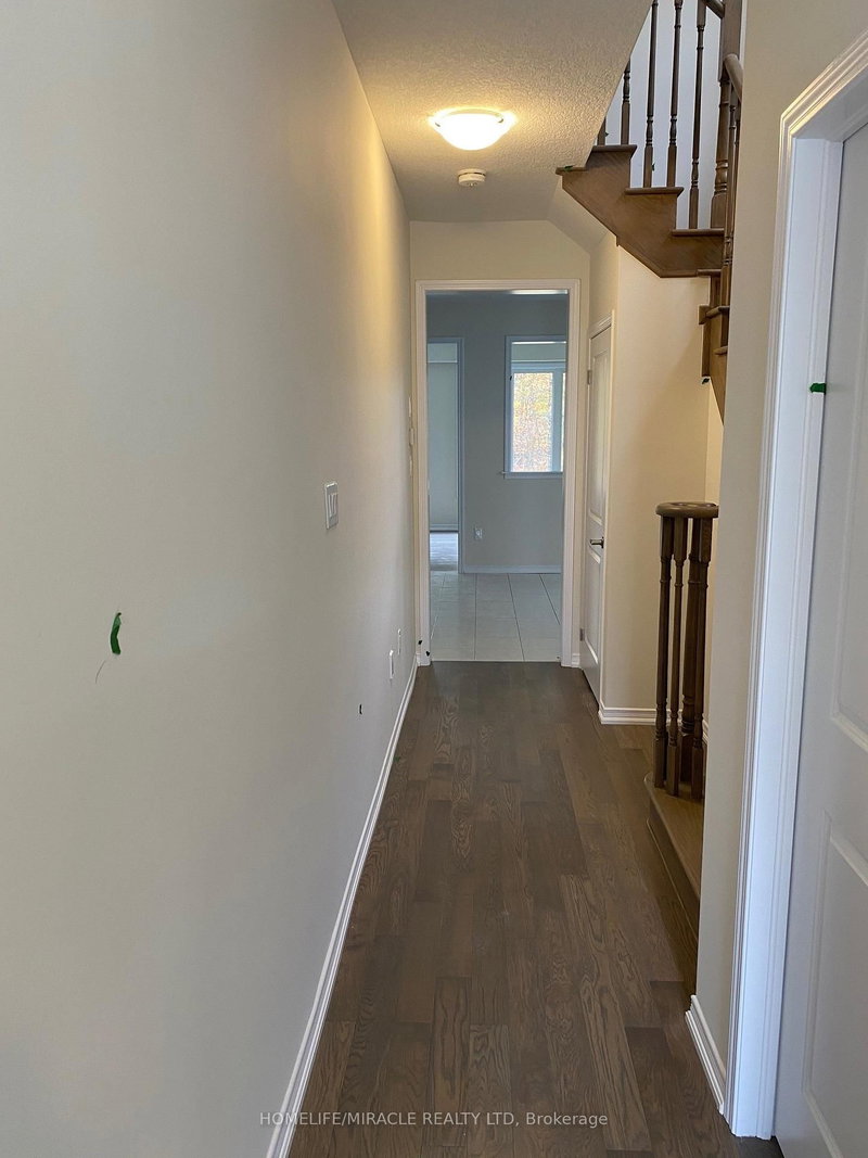 8731 Chickory Tr N, Niagara Falls, L2H 2Y6 | Image 2