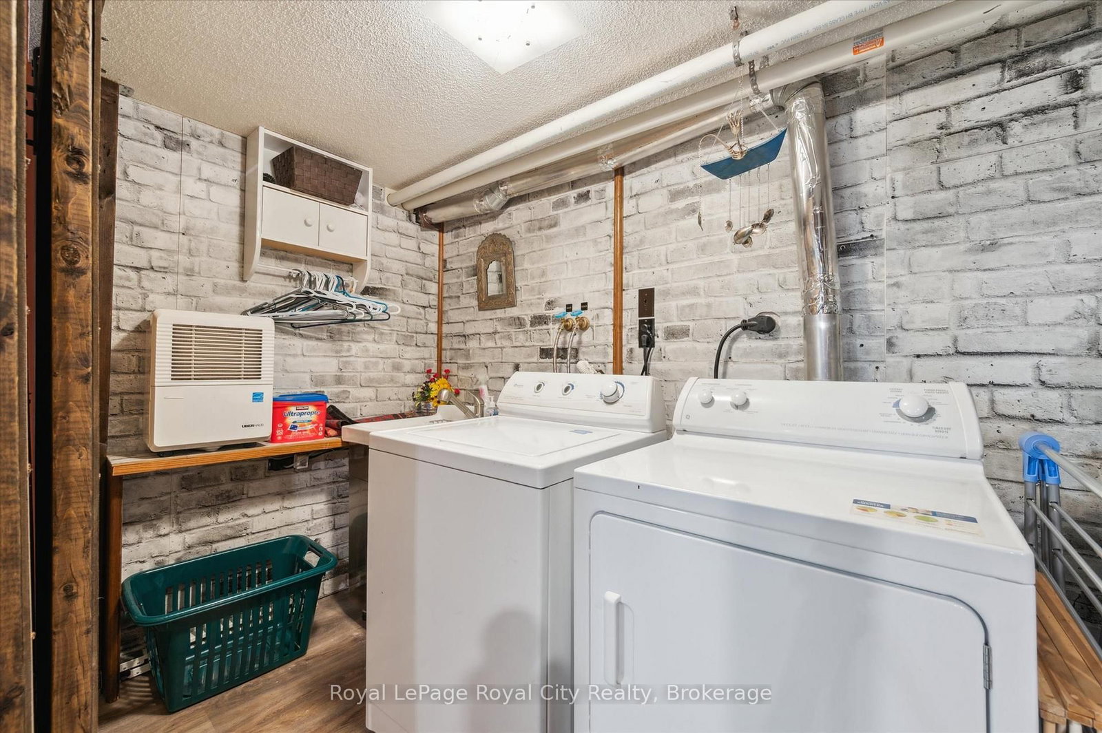 21 Marilyn Drive • Guelph, ON photo 44