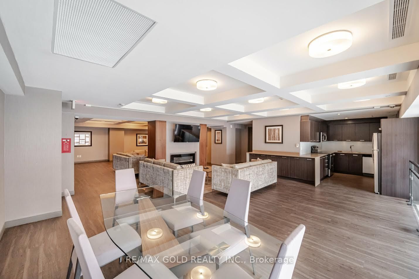 Condo for sale at 806-150 Main Street, Hamilton, Ontario, L8P 1H8 - Central - MLS: X12911252