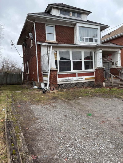 4819 Fourth Avenue • Niagara Falls, ON photo 5