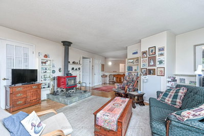 1612 Bennett Lake Road — more photos