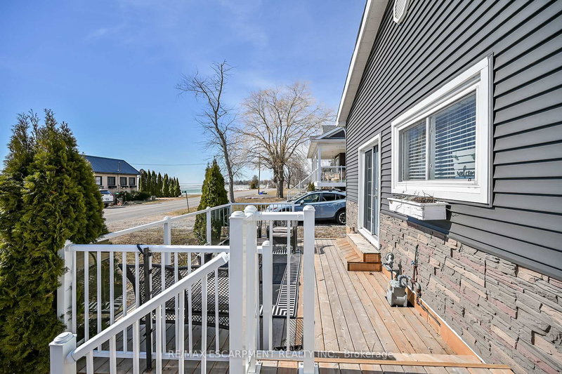 87 Lakeshore Rd, Haldimand, N0A 1P0 | Image 3