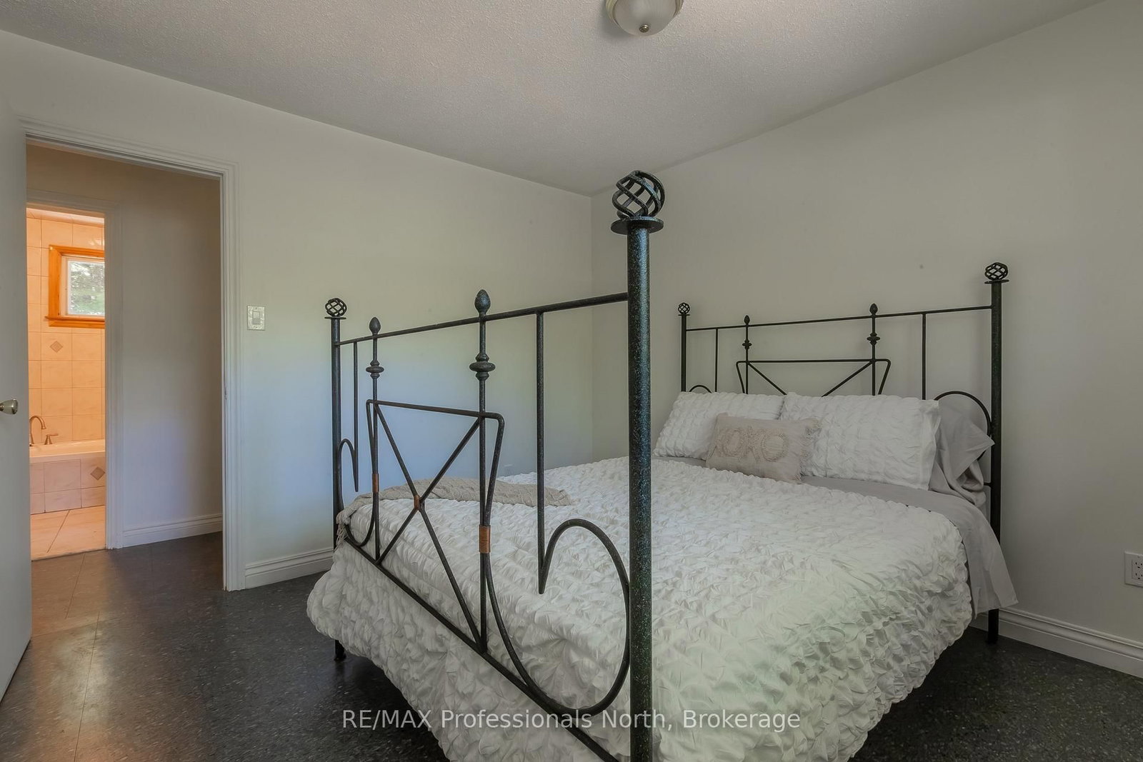 1114 River Haven Road N • Bracebridge, ON photo 34