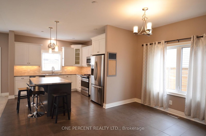 8 Moes Cres, St. Catharines, L2M 0B1 | Image 3
