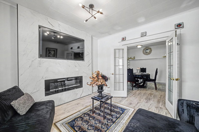 36 Berryman Ave, St. Catharines, L2R 3W9 | Image 3