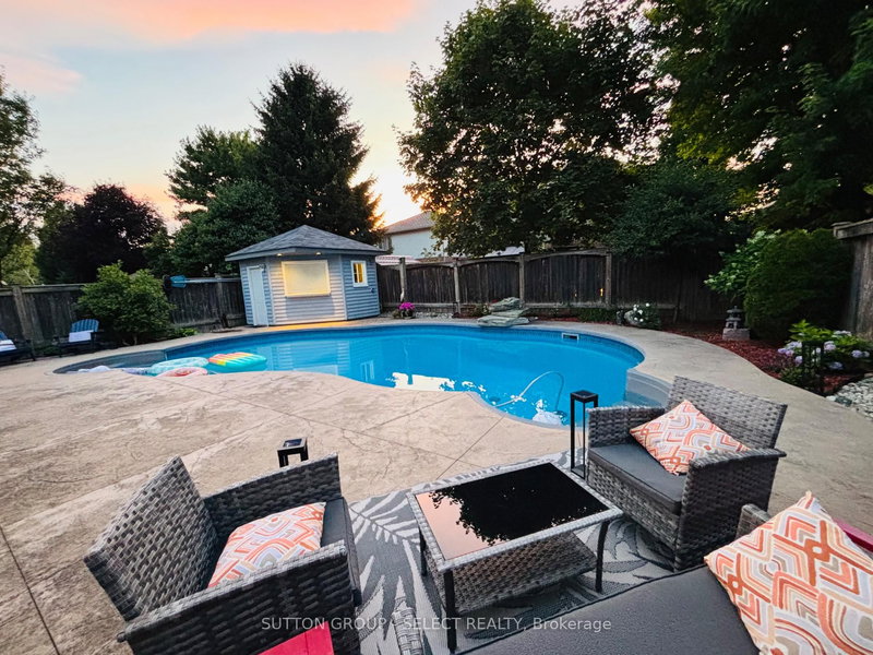 294 Berryhill Dr, London North, N5X 4M4 | Image 3