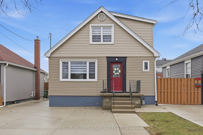 2062 Barton St E, Hamilton, L8H 2Z4 | Image 2