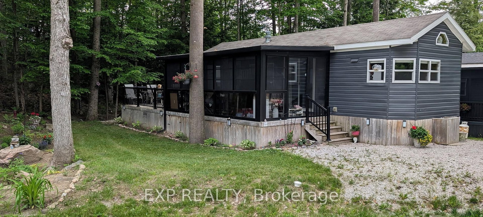 1082 Shamrock Marina Road • Gravenhurst, ON photo 1