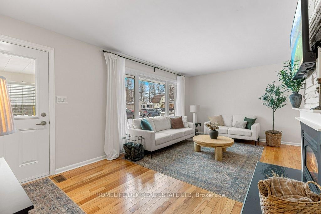 29 Crawford Street • Brockville, ON photo 11