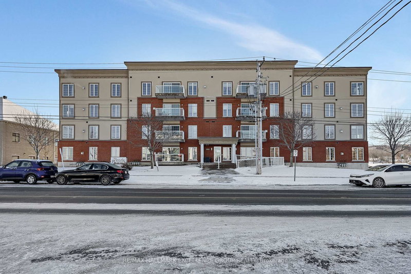 home for sale on 406-2921 Laurier Street