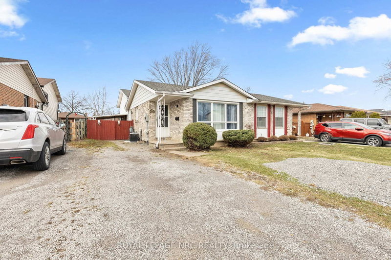 20 Canterbury Dr, St. Catharines, L2P 3M7 | Image 3