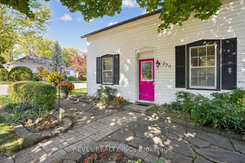 250 Mill Street N