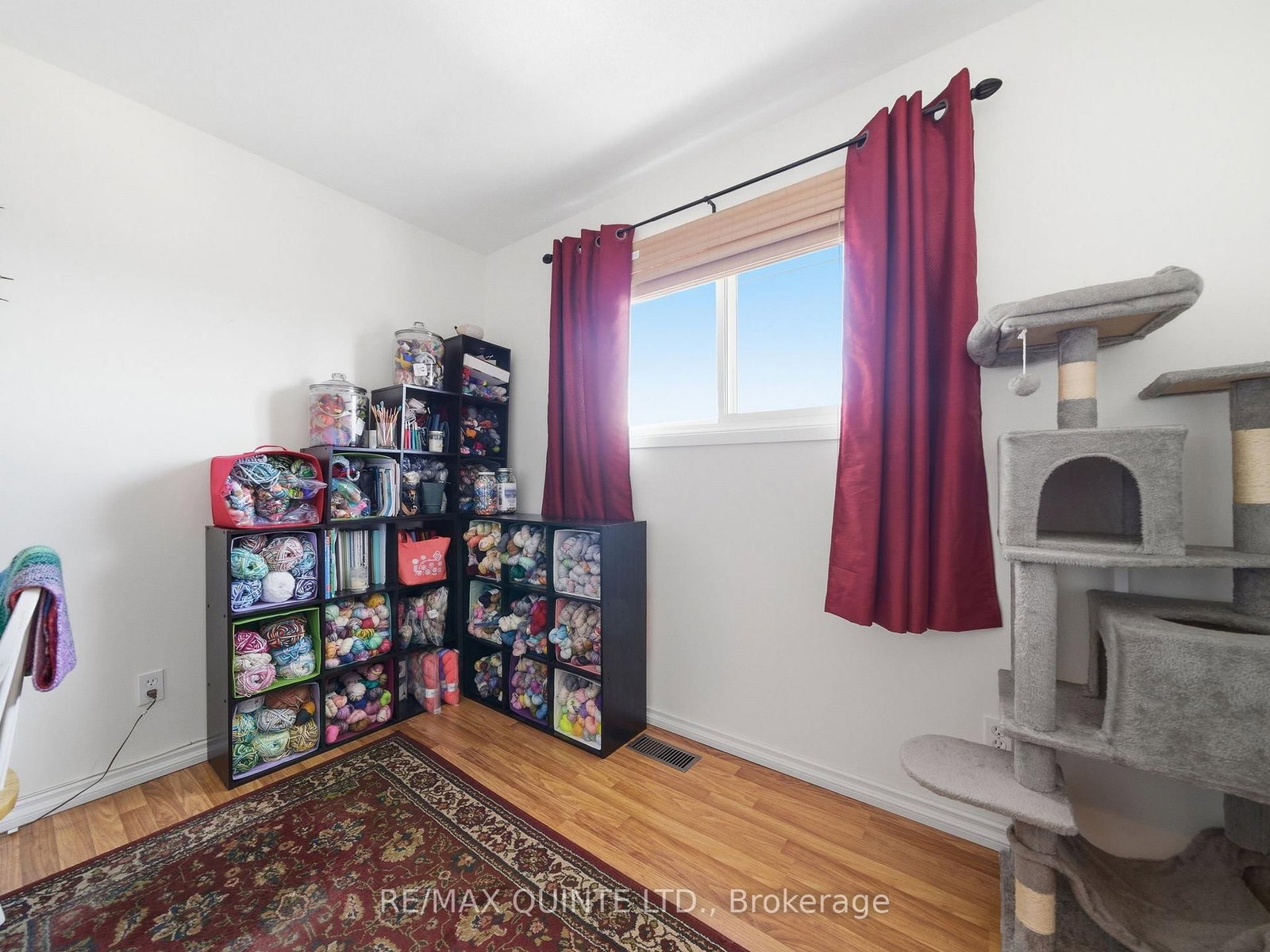 Detached House for sale at 10 Loraine Avenue, Quinte West, Ontario, K8V 6M1 - Trenton Ward - MLS: X12912958