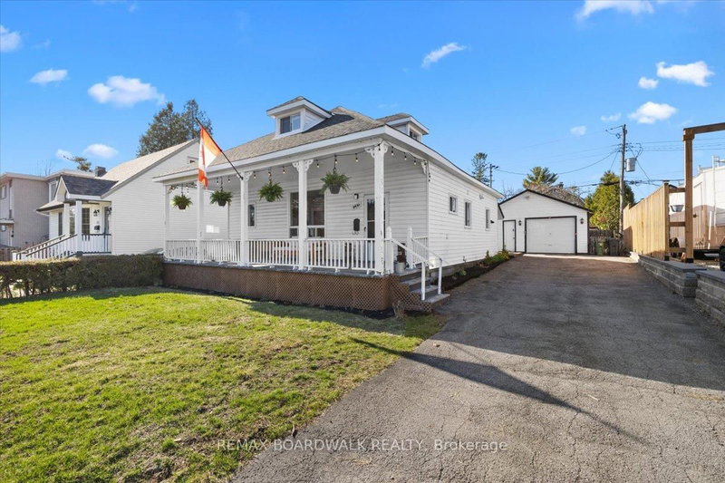 2691 Priscilla St, Ottawa, K2B 7E1 | Image 2