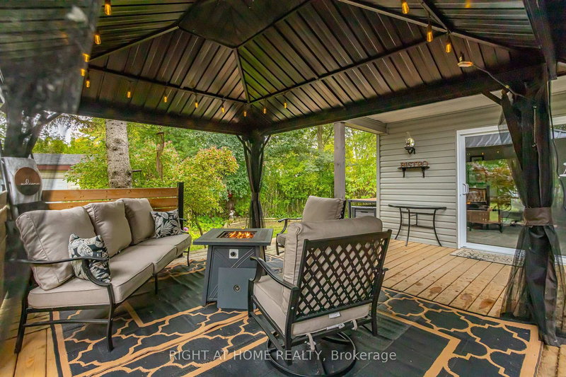 162 Mississauga Pl, South Huron, N0M 1T0 | Image 2