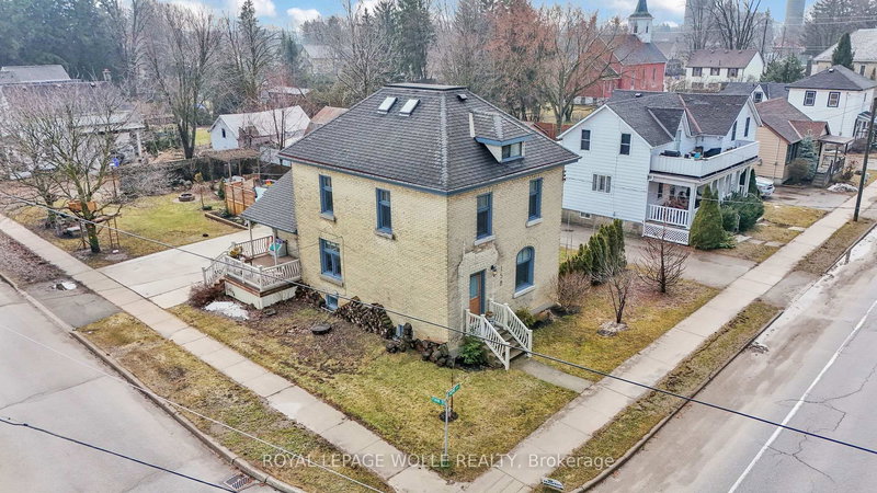 home for sale on 158 Hope Street E