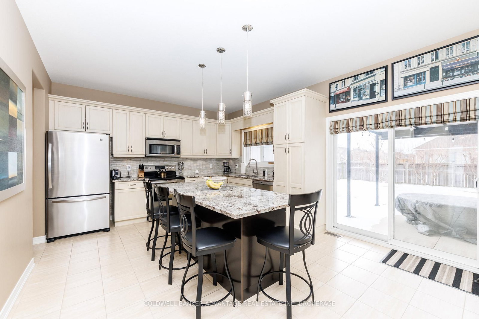 Detached House for sale at 6 Falcon Drive, Welland, Ontario, L3C 0B2 - Coyle Creek - MLS: X12913134