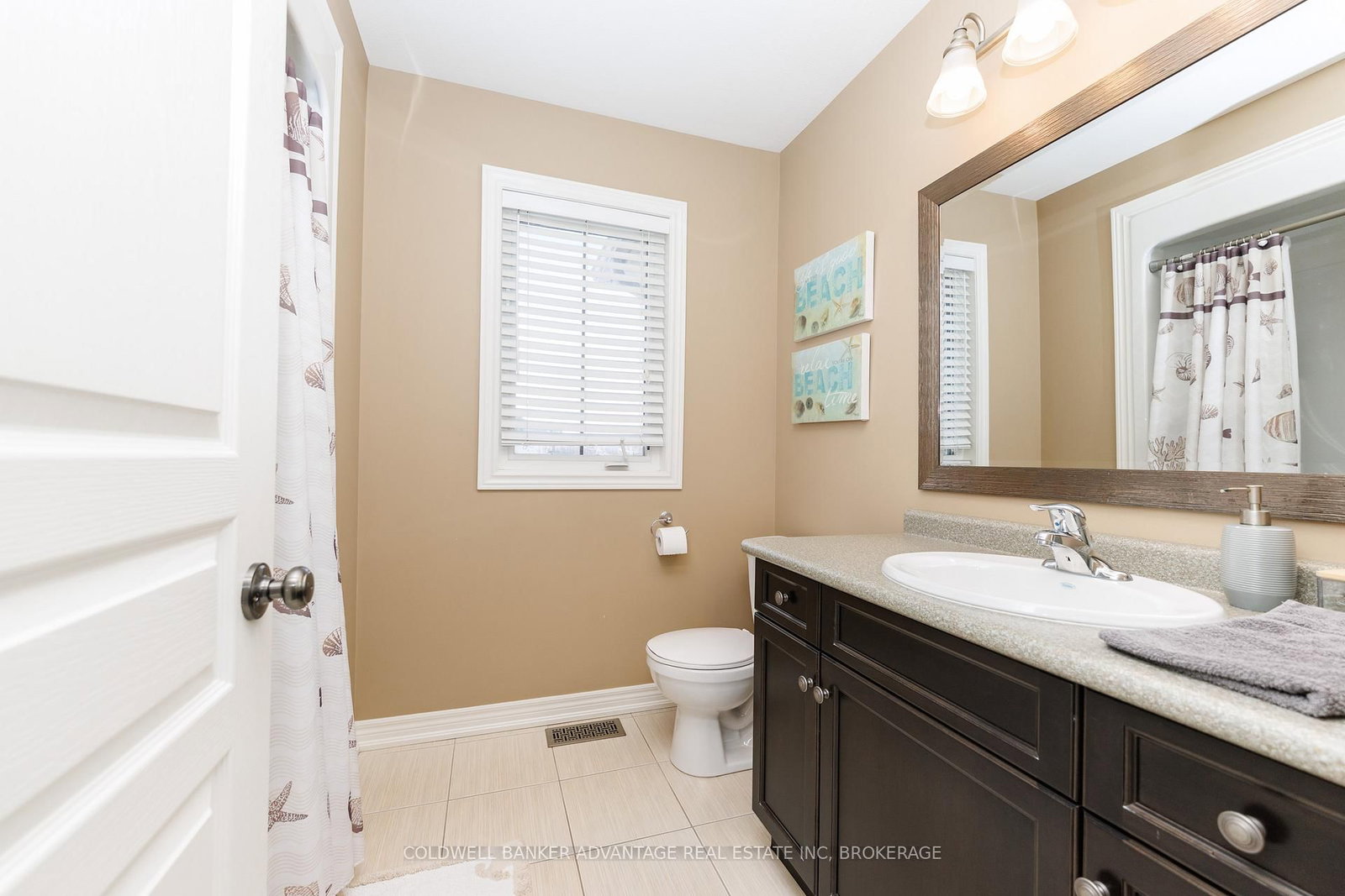 Detached House for sale at 6 Falcon Drive, Welland, Ontario, L3C 0B2 - Coyle Creek - MLS: X12913134