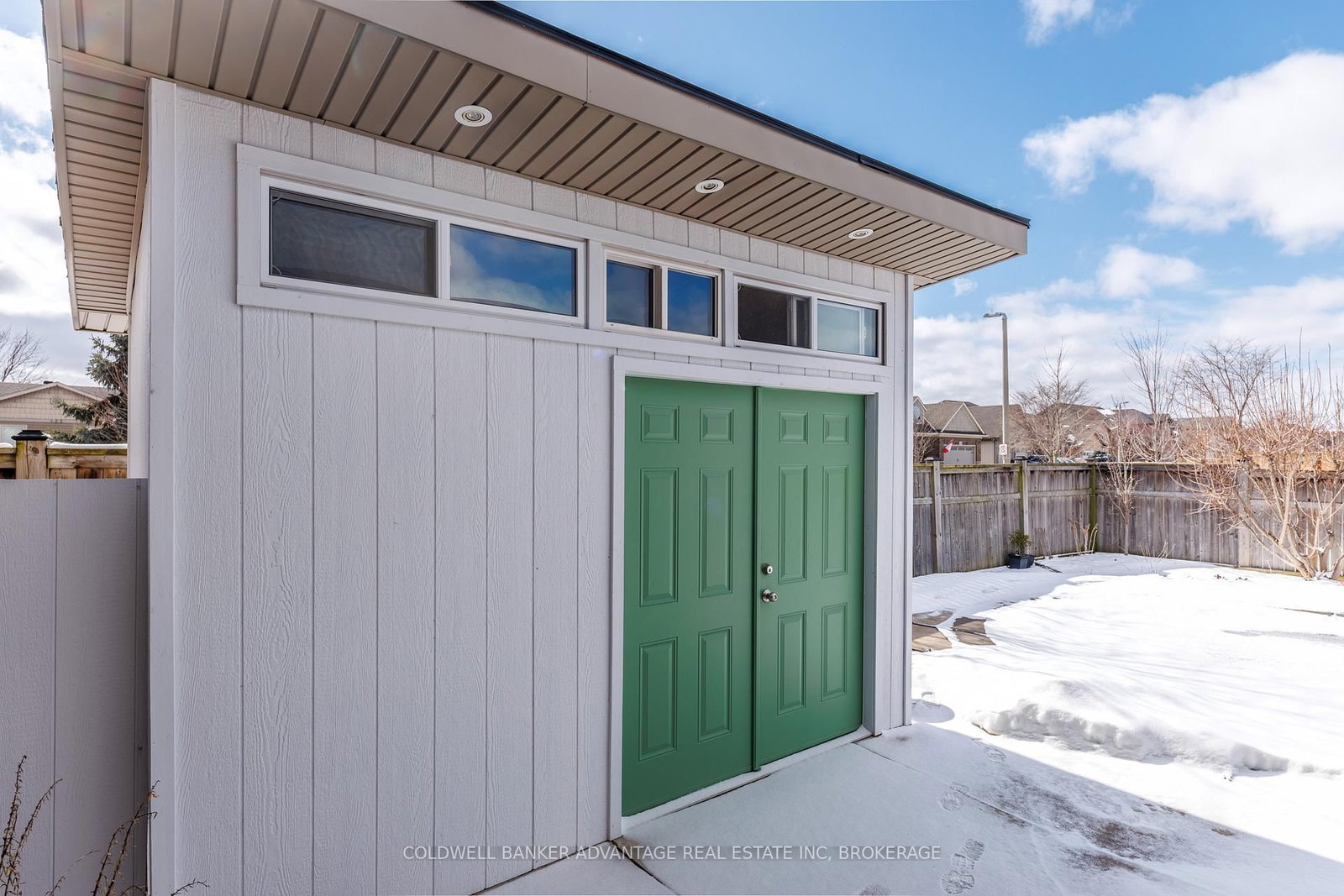 Detached House for sale at 6 Falcon Drive, Welland, Ontario, L3C 0B2 - Coyle Creek - MLS: X12913134