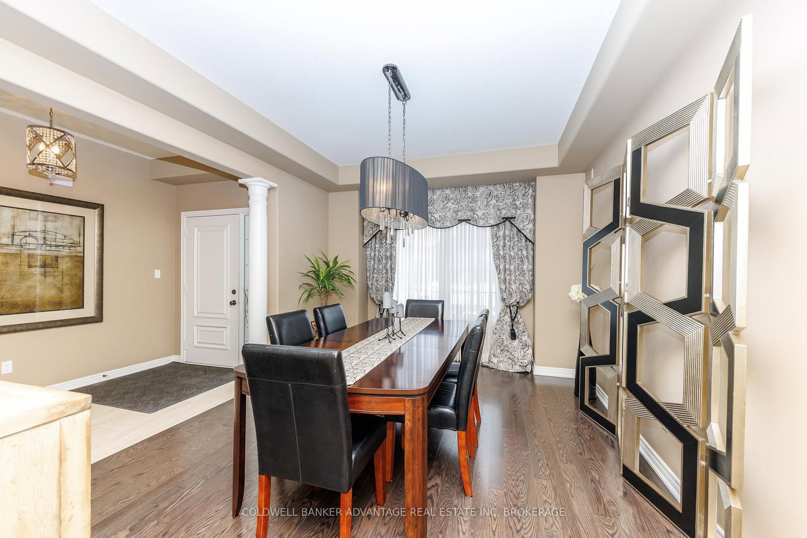 Detached House for sale at 6 Falcon Drive, Welland, Ontario, L3C 0B2 - Coyle Creek - MLS: X12913134