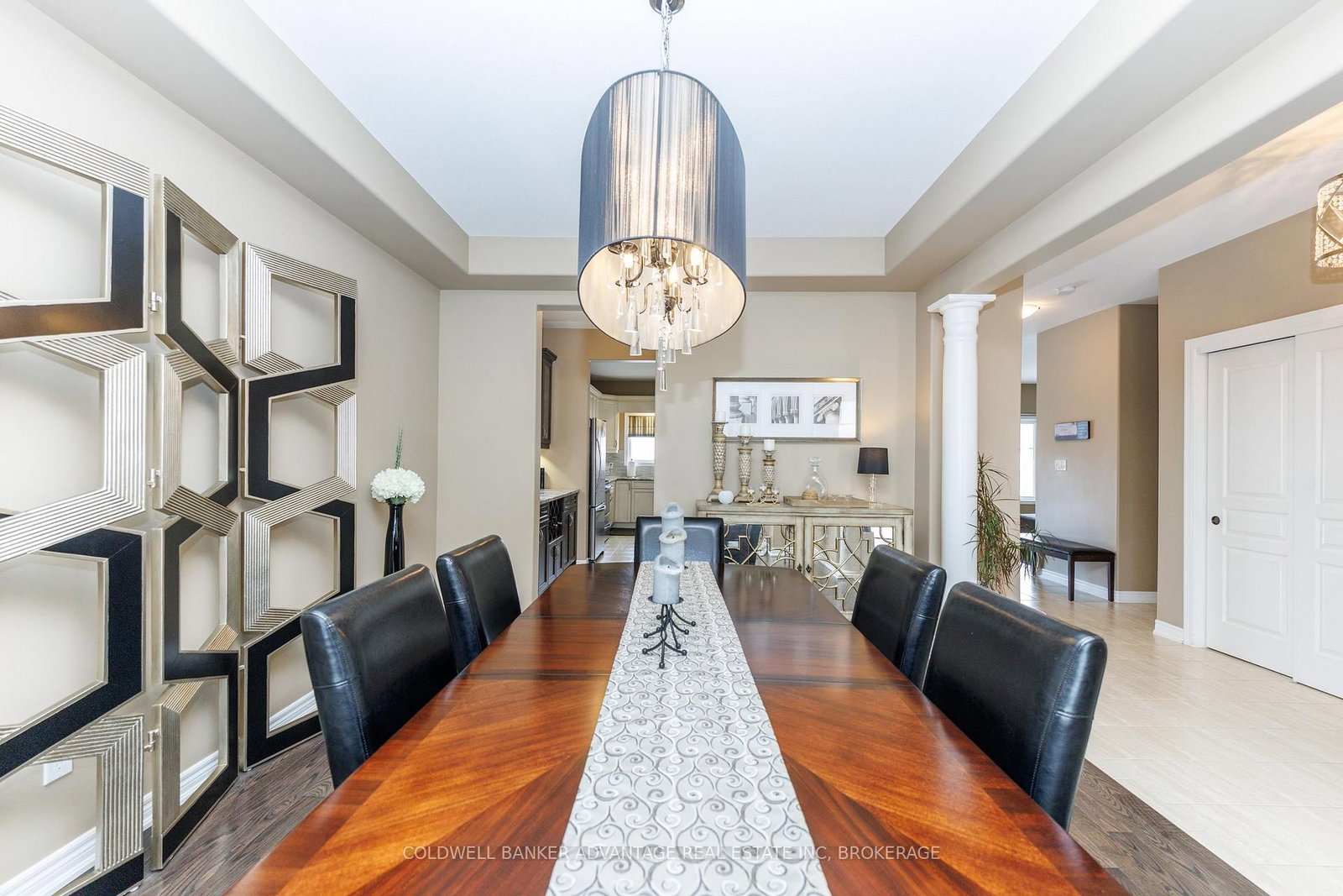 Detached House for sale at 6 Falcon Drive, Welland, Ontario, L3C 0B2 - Coyle Creek - MLS: X12913134