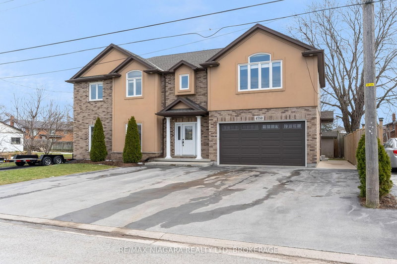 4750 Baldwin Ave, Niagara Falls, L2H 0J5 | Image 2