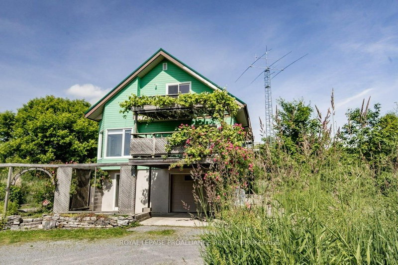 home for sale on 1558 Highway 96 null