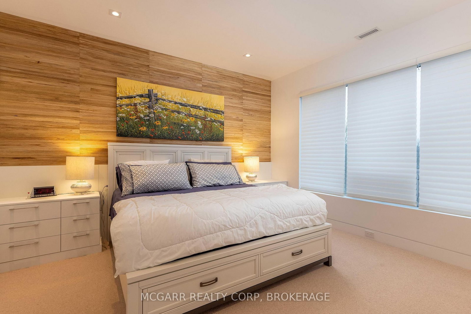 77 yates Street, Unit 401 - Photo 17