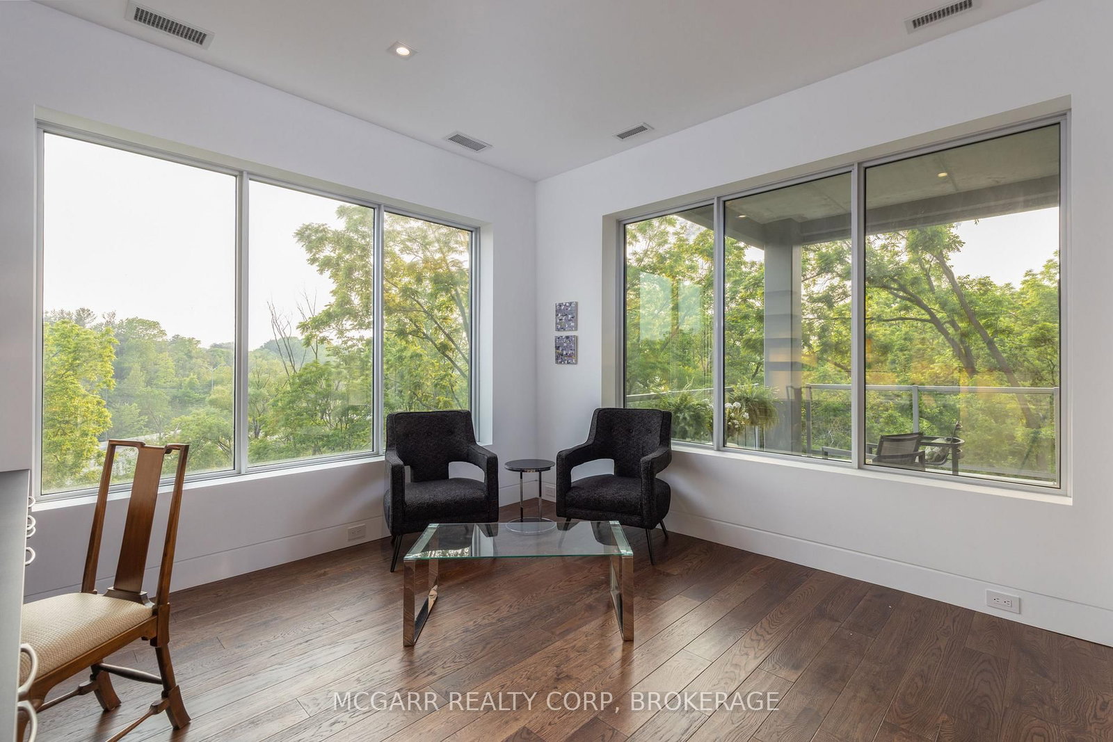 77 yates Street, Unit 401 - Photo 27