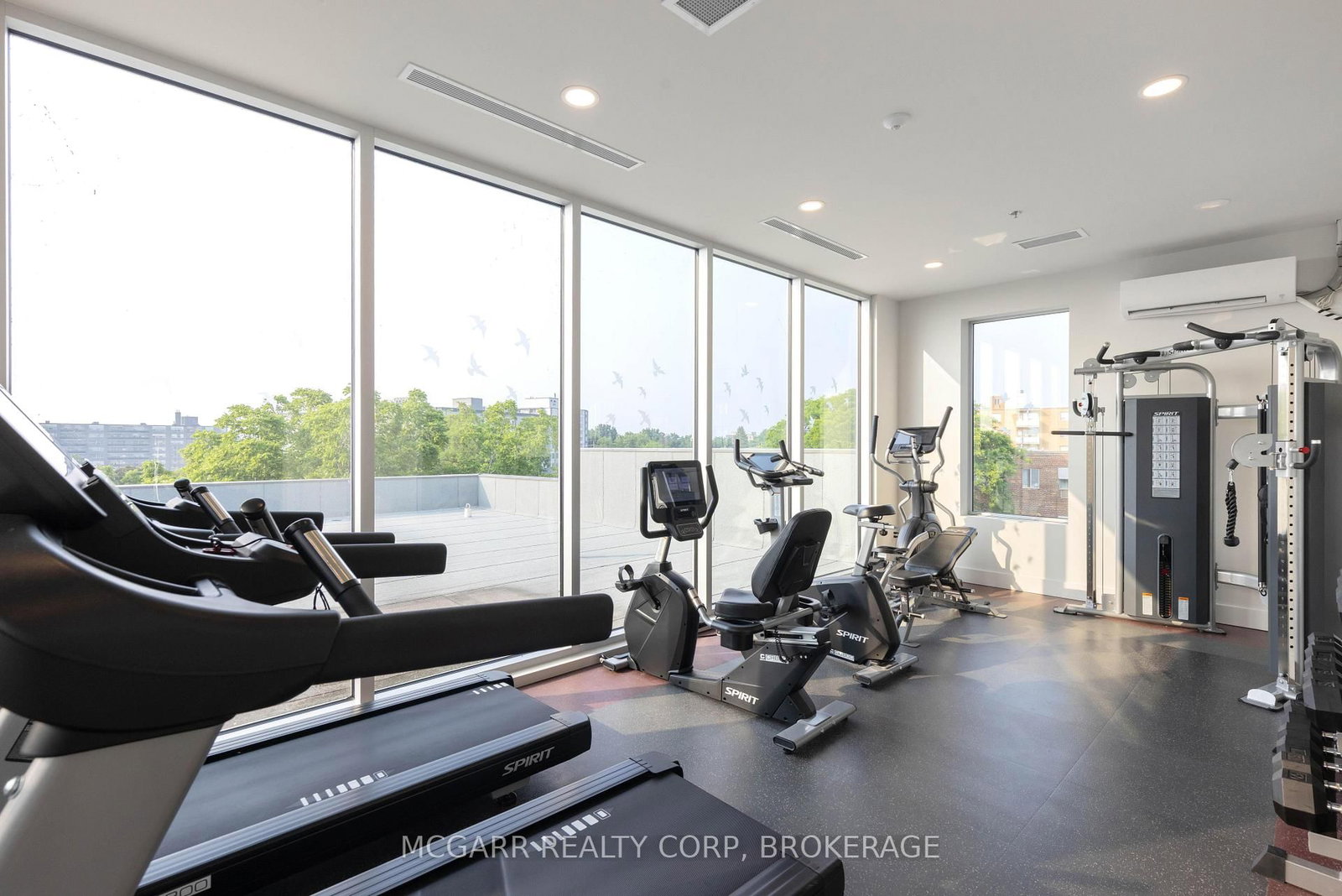 77 yates Street, Unit 401 - Photo 41