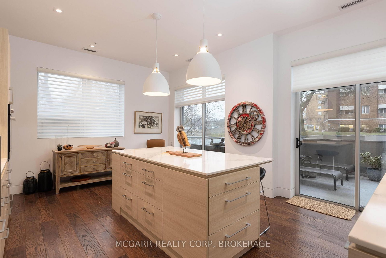 77 yates Street, Unit 401 - Photo 8