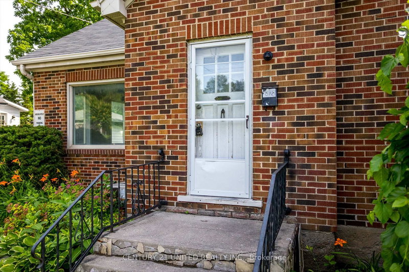 878 Chemong Rd, Peterborough, K9H 5Z8 | Image 3