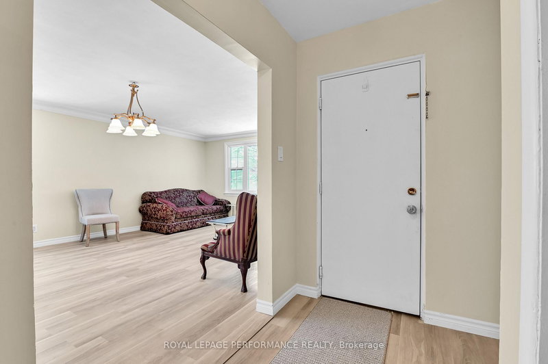 2 - 474 Vernon Ave, Ottawa, K1K 1A6 | Image 3