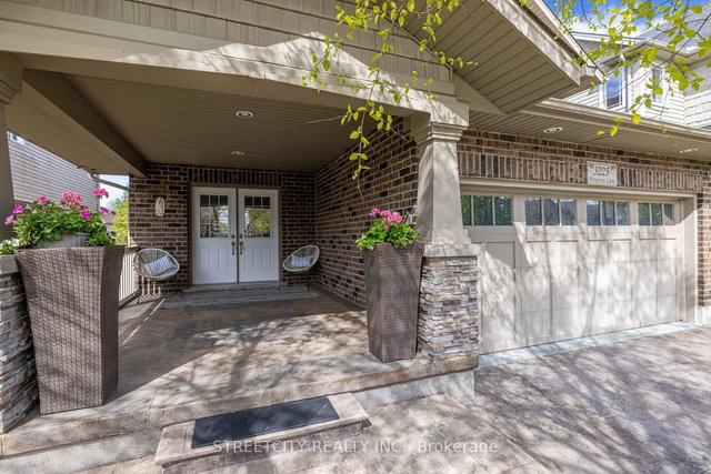 3225 Pomeroy Lane