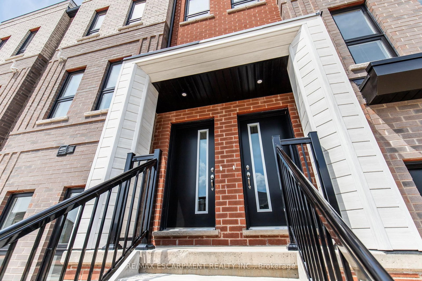 55 Great Falls Boulevard - Photo 2