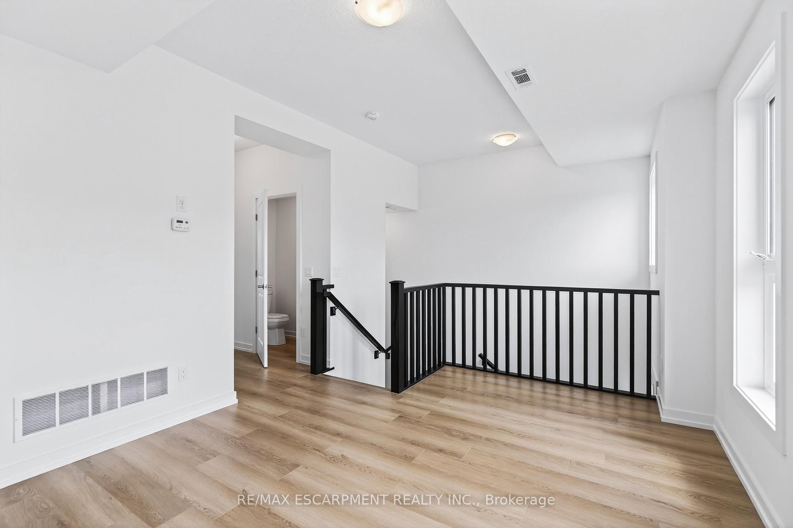 55 Great Falls Boulevard - Photo 8