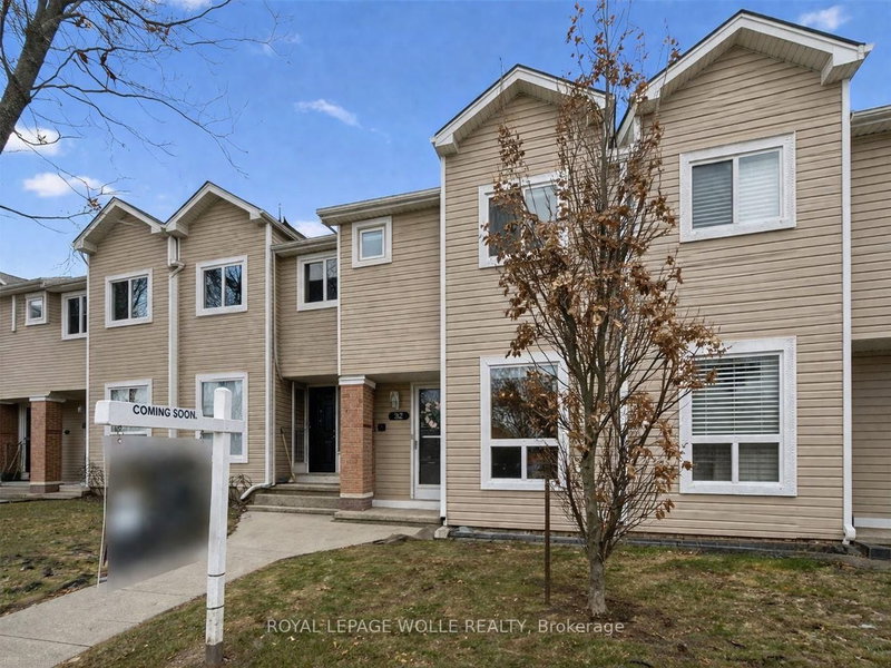 32 - 160 Rittenhouse Rd, Kitchener, N2E 3G7 | Image 2