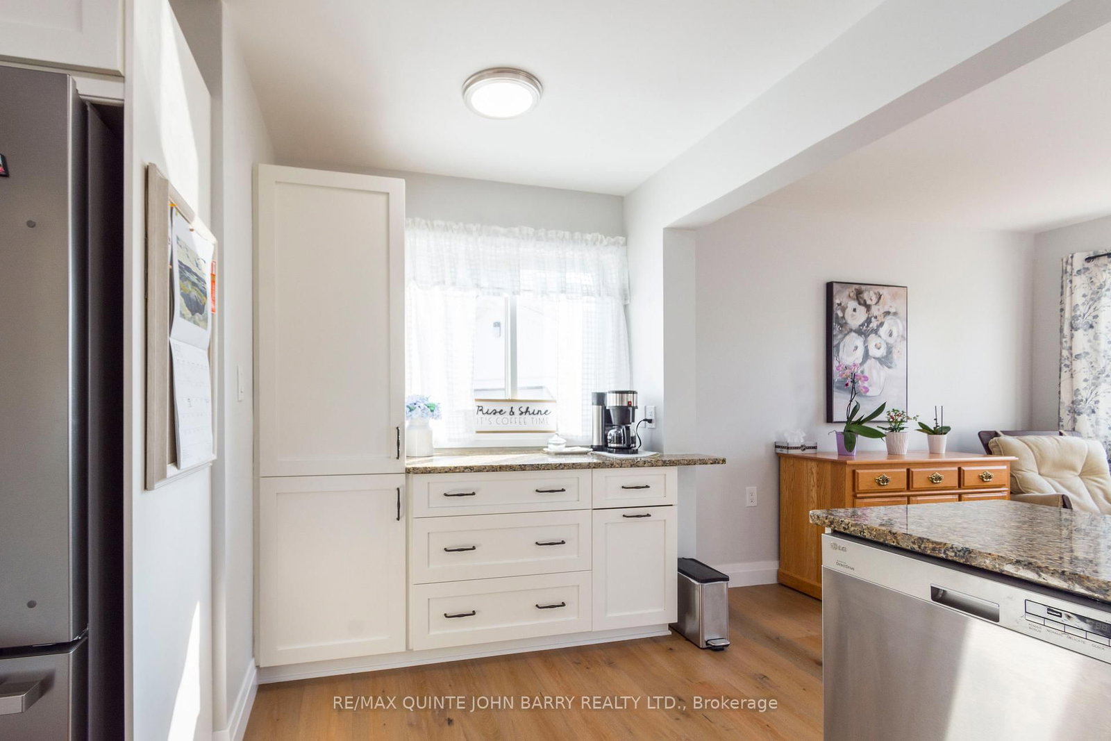 Detached House for sale at 15 Coleman Drive, Quinte West, Ontario, K8V 3A5 - Trenton Ward - MLS: X12913960