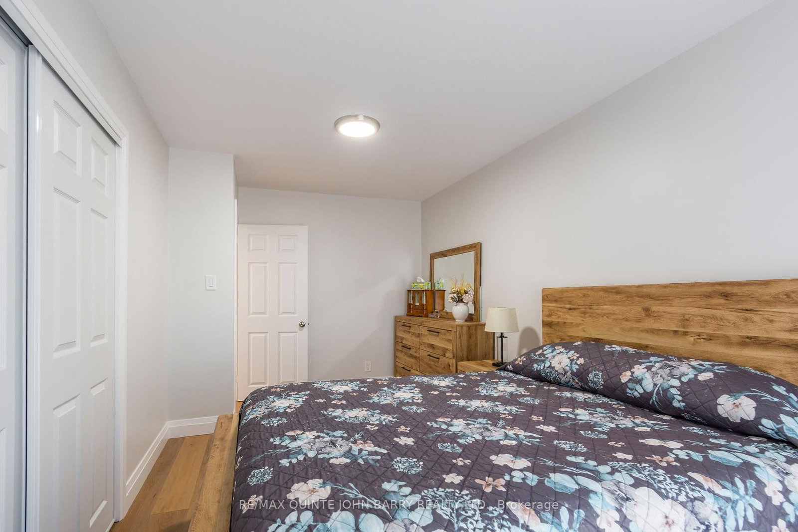 Detached House for sale at 15 Coleman Drive, Quinte West, Ontario, K8V 3A5 - Trenton Ward - MLS: X12913960