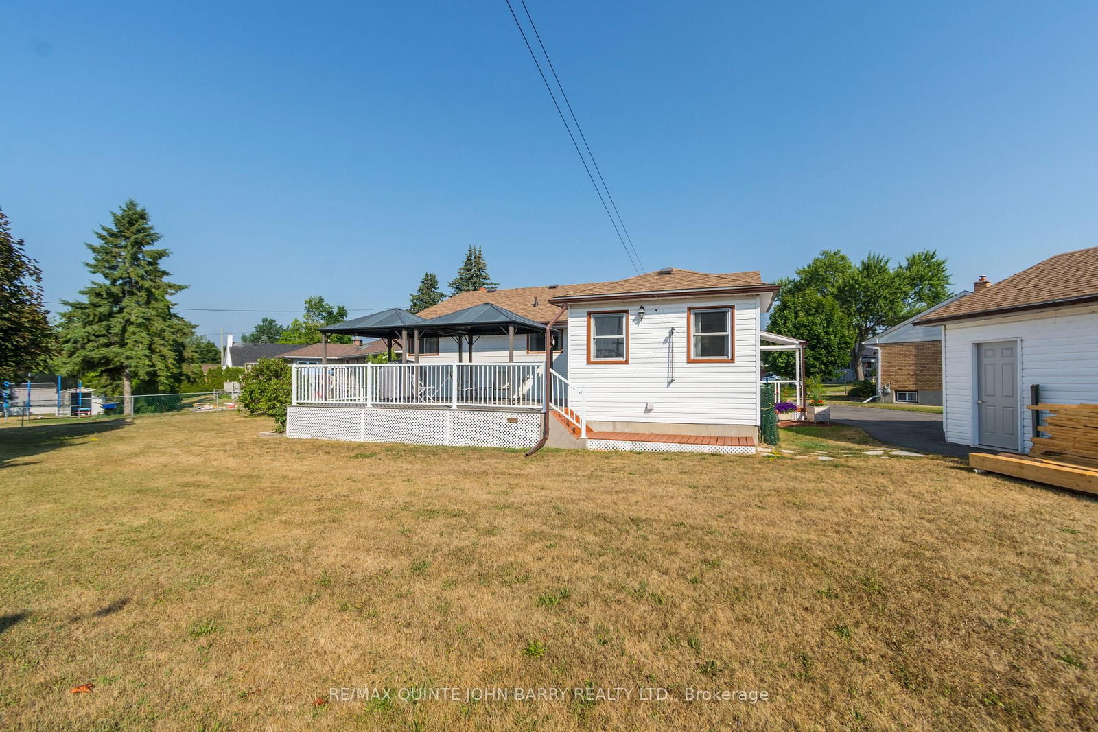 Detached House for sale at 15 Coleman Drive, Quinte West, Ontario, K8V 3A5 - Trenton Ward - MLS: X12913960