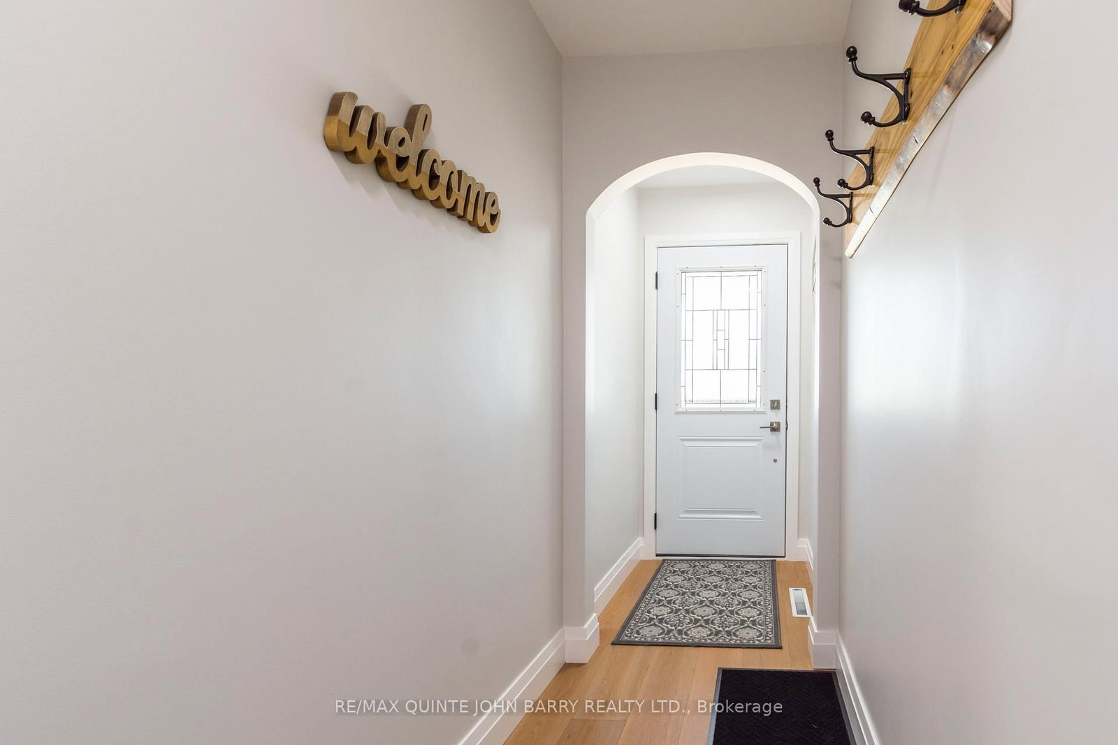 Detached House for sale at 15 Coleman Drive, Quinte West, Ontario, K8V 3A5 - Trenton Ward - MLS: X12913960