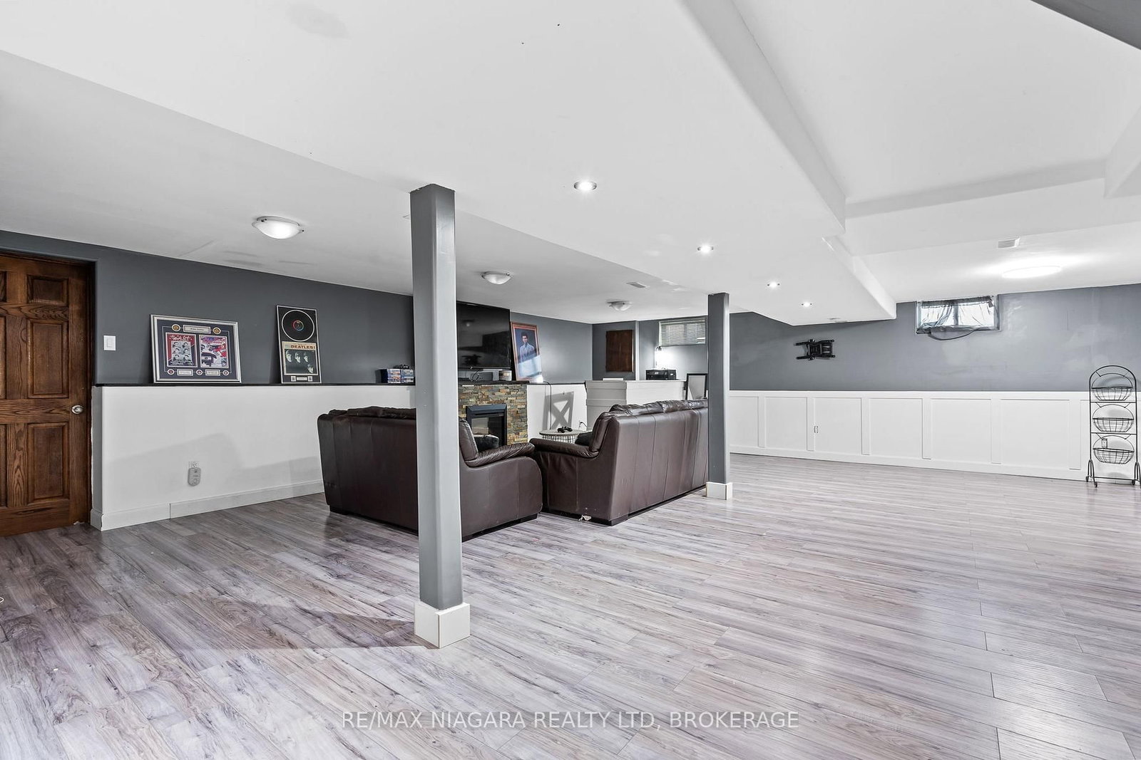 Detached House for sale at 38 ACADIA Crescent, St. Catharines, Ontario, L2P 1H8 - Secord Woods - MLS: X12914008